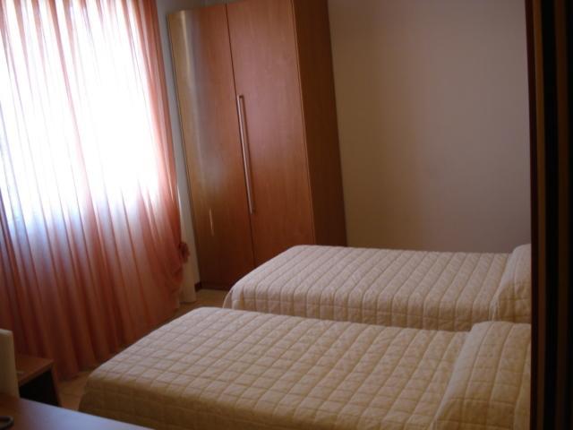 Al Flor Otel Bagnacavallo Oda fotoğraf